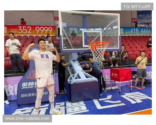 奥尼尔震撼扣篮集锦 碾碎篮板的霸气瞬间回顾